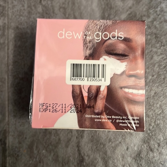 DEW OF THE GODS Claydate Healing Face Mask - Picture 7 of 7